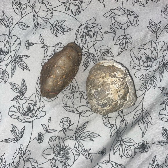 Two Crystal Geodes - Picture 2 of 4